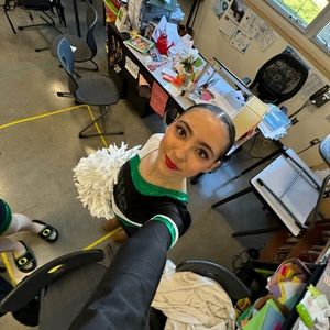 Meet your Posher, Leni